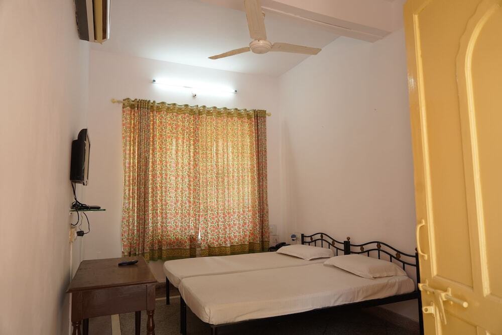 Садри: Ranakpur Hill Resort