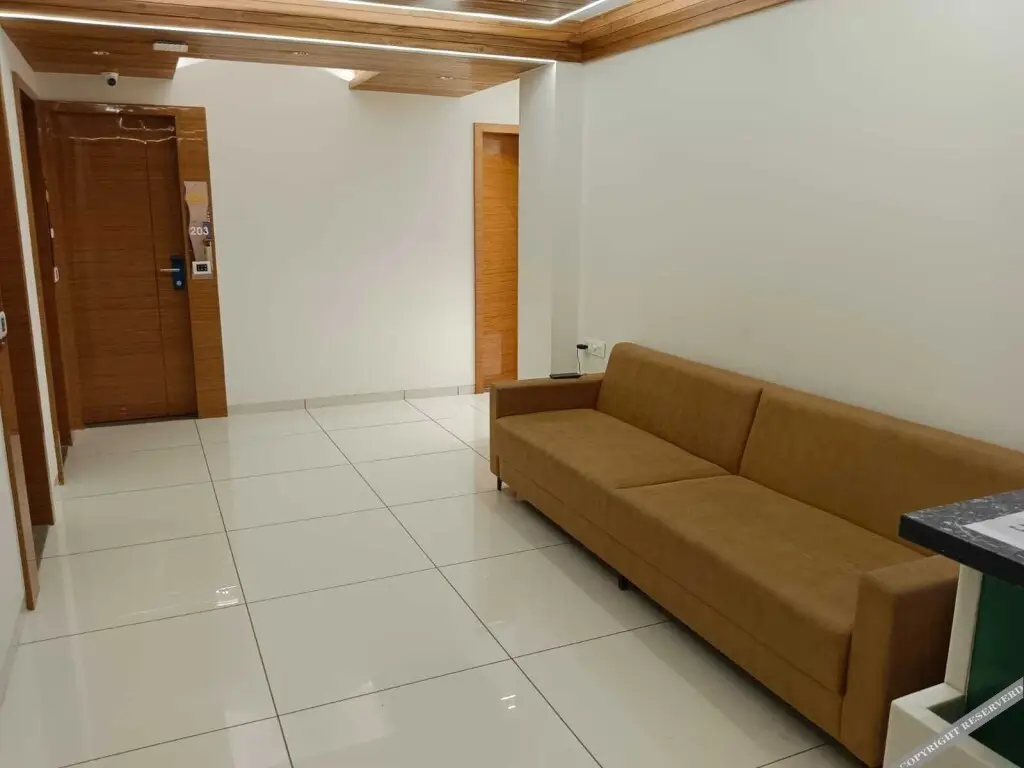 Сурат: Hotel Tulsi