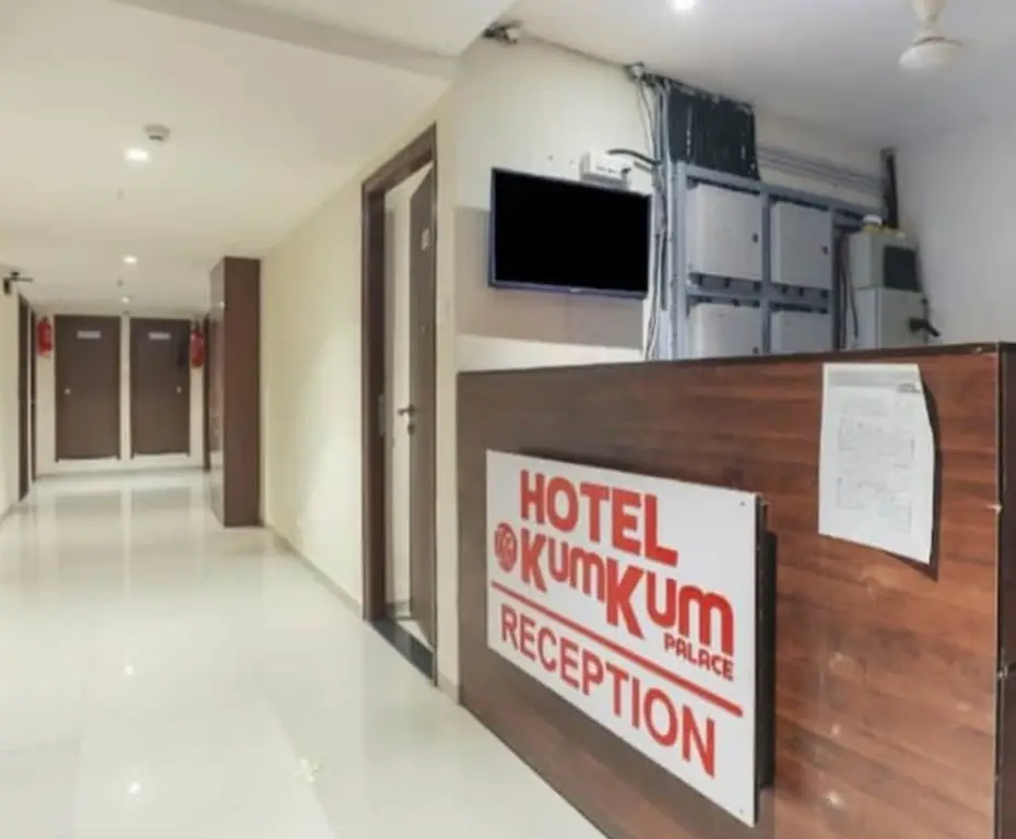 Hotel Kumkum Palace — фото 1