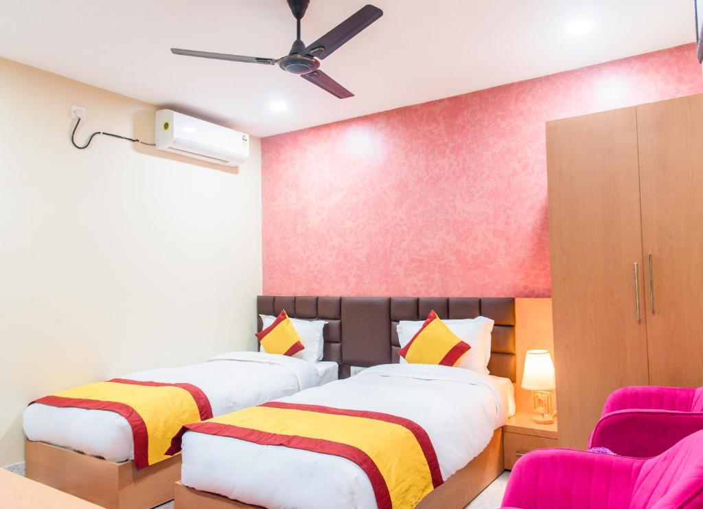 Дибругарх: Hotel Divine Paradise - Dibrugarh