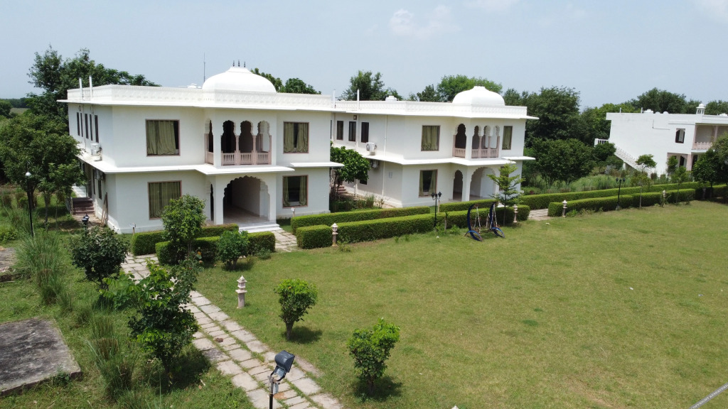 Савай-Мадхопур: ClarksInn Suites Ranthambore