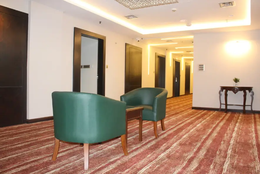 Гвалиор: The Royal Class Hotel