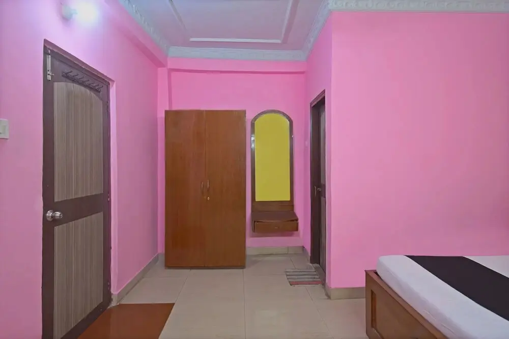 Колката: Goroomgo Royal Oak Guest House Nabapally Sector 4 Kolkata