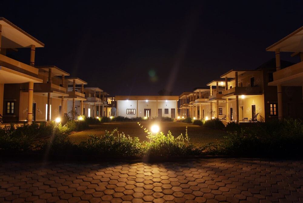 Clarks Exotica Resort & Camp, Dechu-Jodhpur — фото 1
