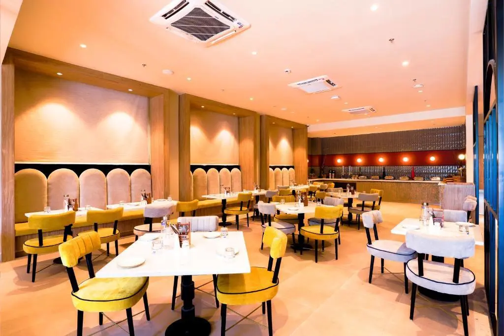 Джайпур: 7 Apple Hotel Jal Mahal Jaipur