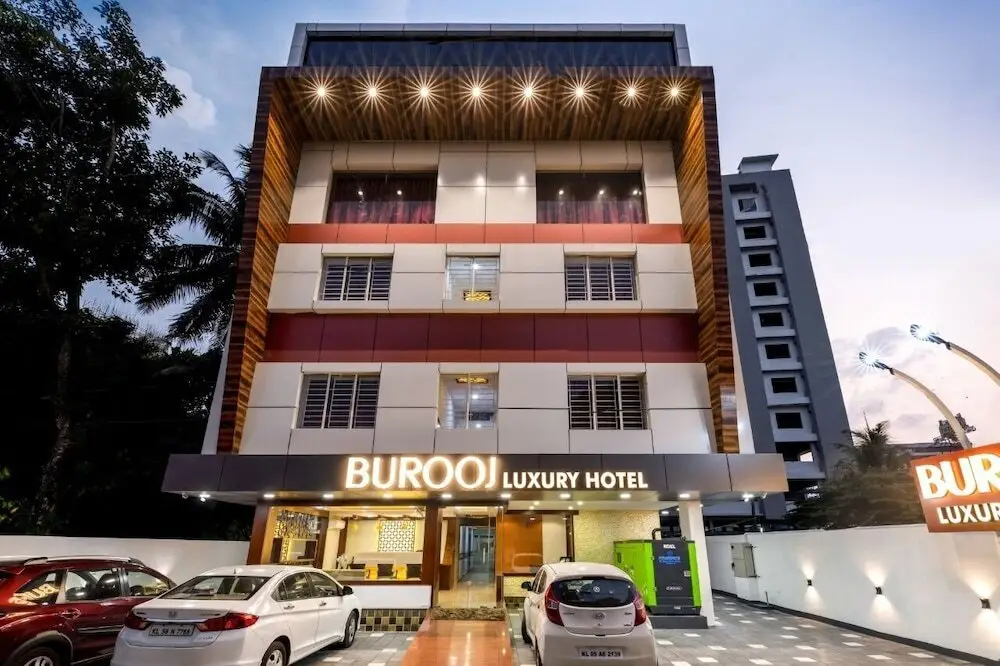Hotel Burooj — фото 1