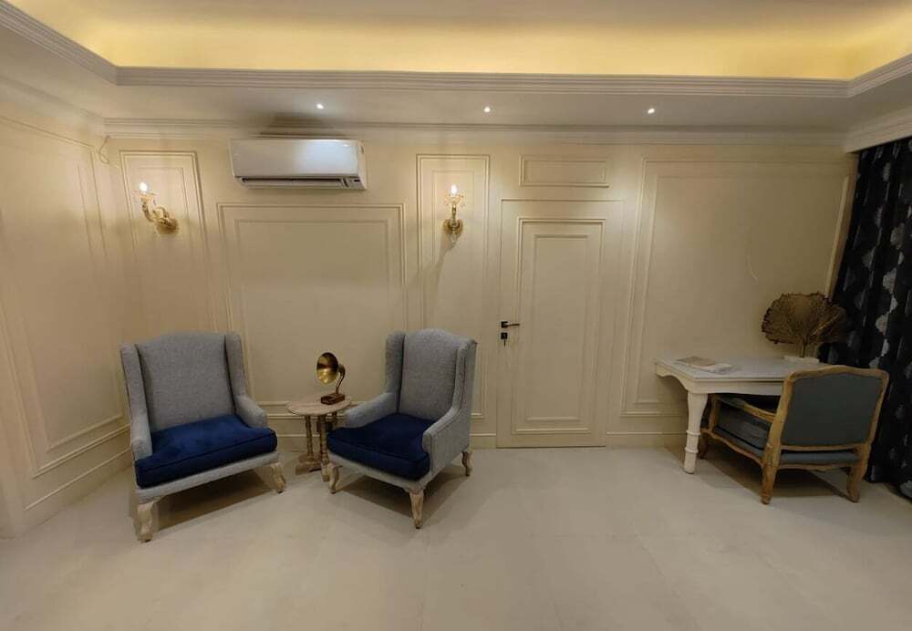 Удаипур: 1 Amiras - A Luxury Villa