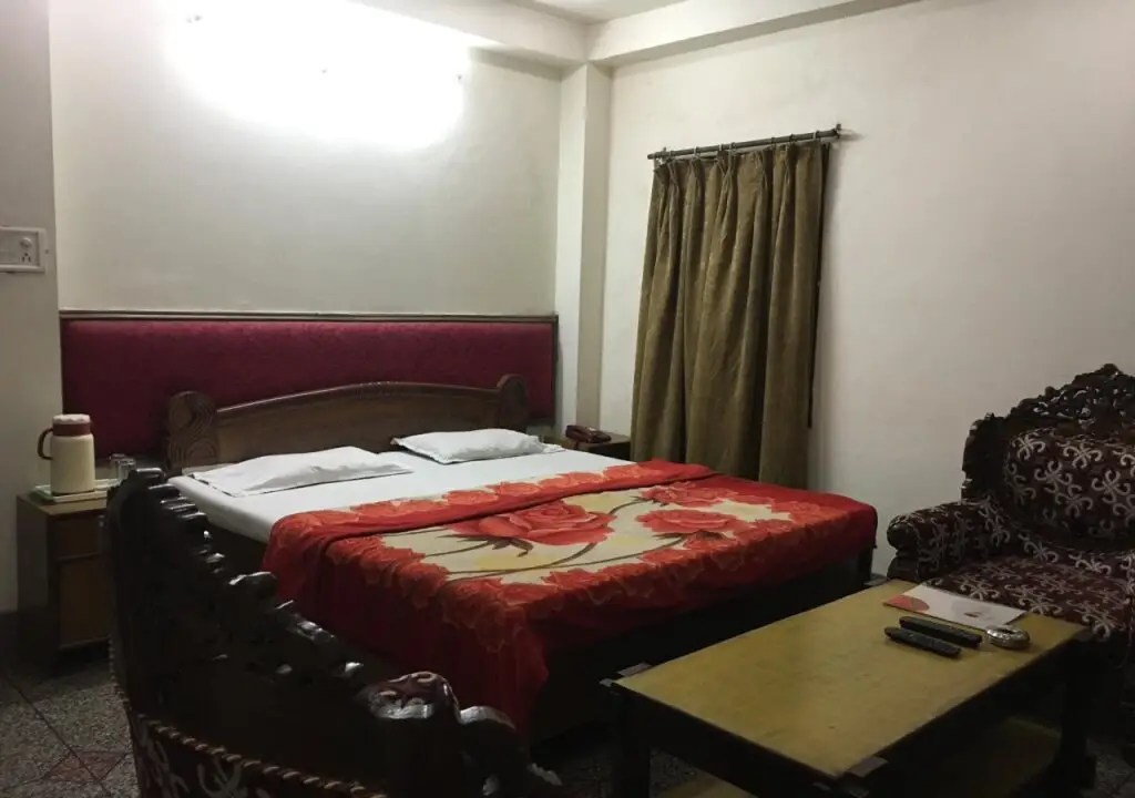 Крепость Jhansi: Hotel Samrat