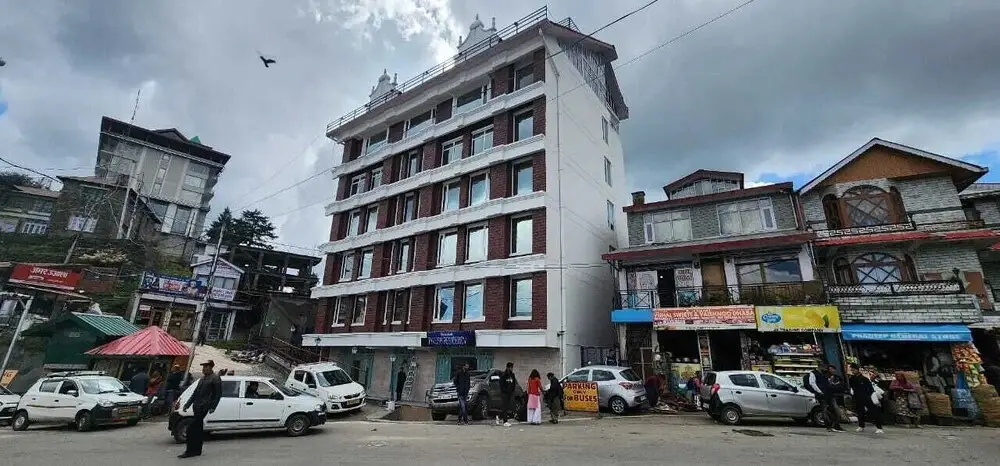 Куфри: Piyush Residency