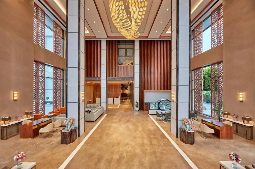 Варанаси: DoubleTree by Hilton Varanasi