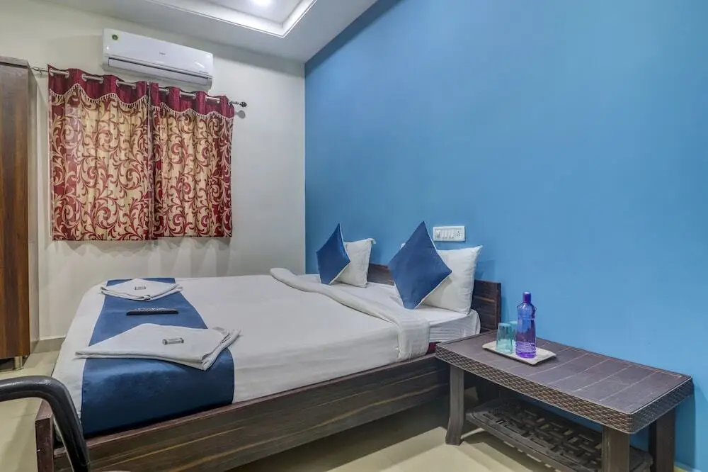Хидерабад: iROOMZ Hotel Rise & Shine