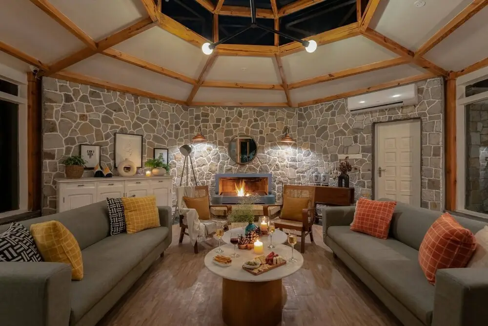 Массури: An Immaculate And Warm 4-bedroom Villa With A Pool