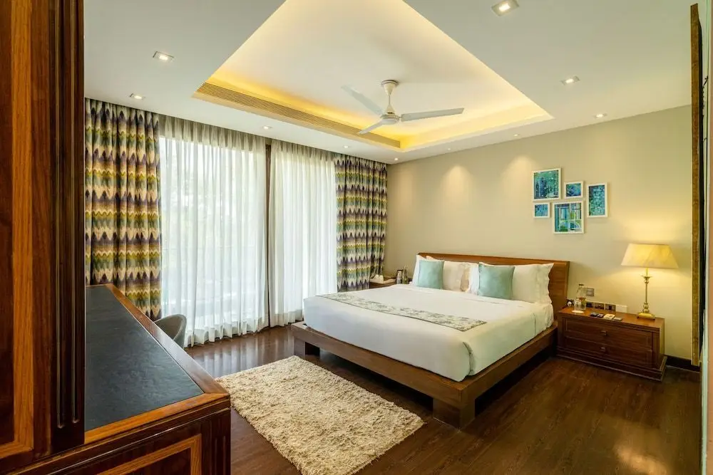 Гуруграм: amã Stays & Trails 49 Golf Villa, Karma Lakelands, Gurugram
