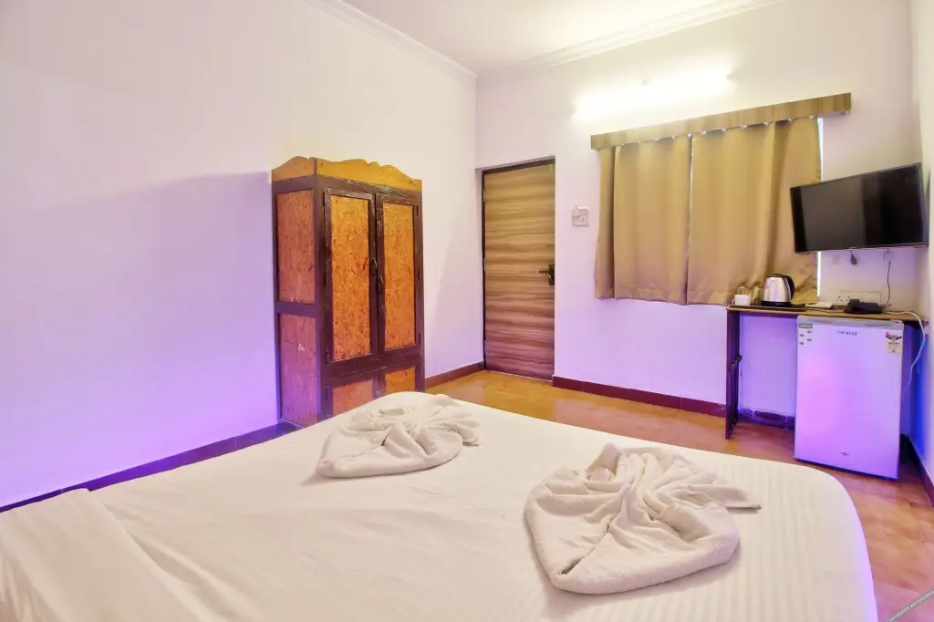 Hotel Pleasure Inn near Turtle Beach- Morjim — фото 1