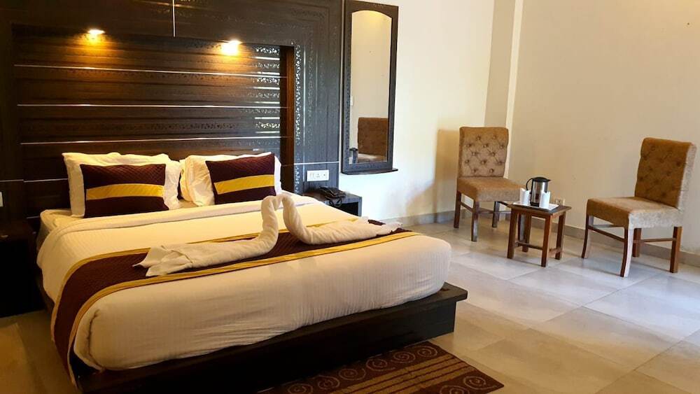 Наинитал: Holiday Highlights by DVM INDIA