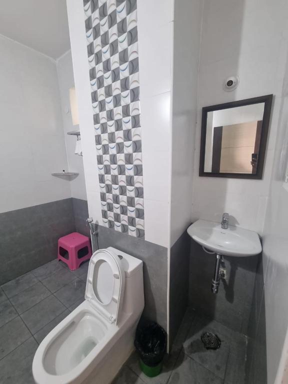 Гуммидипунди: PPH Living KVR Residency