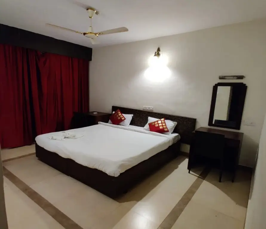 Маргао: Hotel Colva Plaza