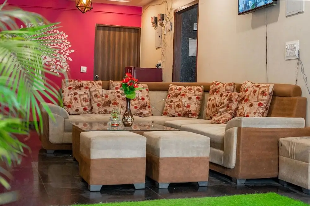 Гуруграм: The Lodgers Two BHK serviced Apartment