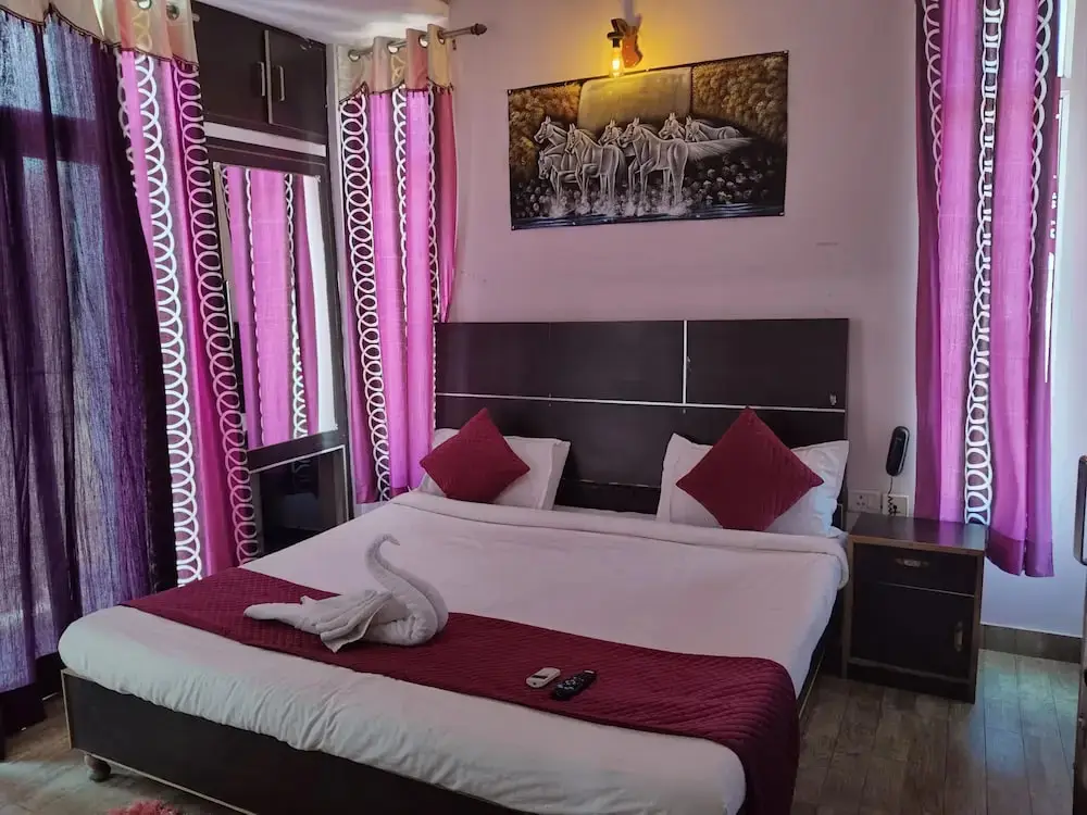 Наинитал: Jungle Corbett Castle