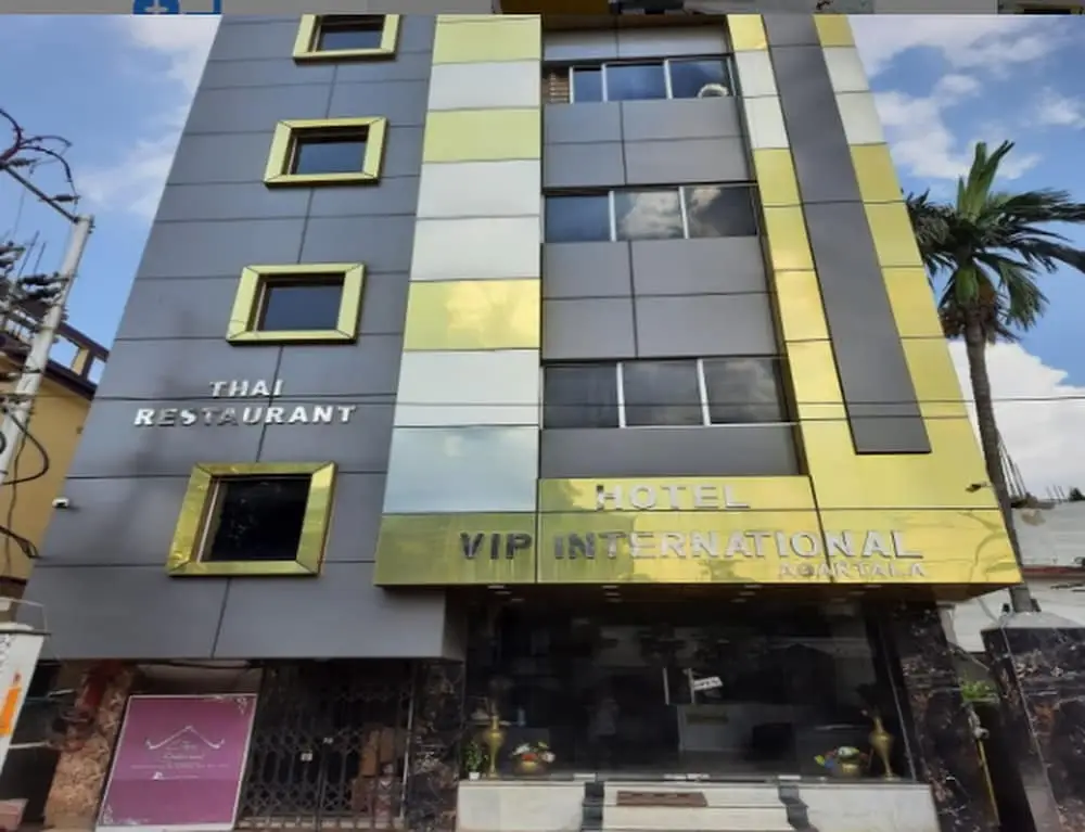 Агартала: Hotel Vip International
