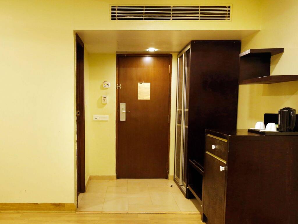Хидерабад: The Platinum Hotel