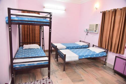 Амритсар: White House Amritsar