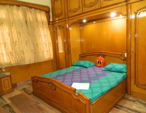 Амритсар: White House Amritsar