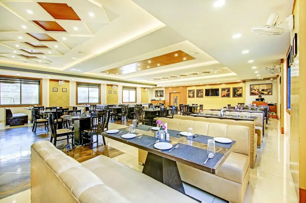 Бхопал: FabHotel La Pearl