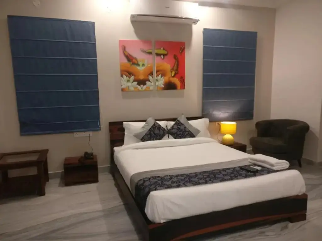 Хидерабад: Misty Lake Guest House