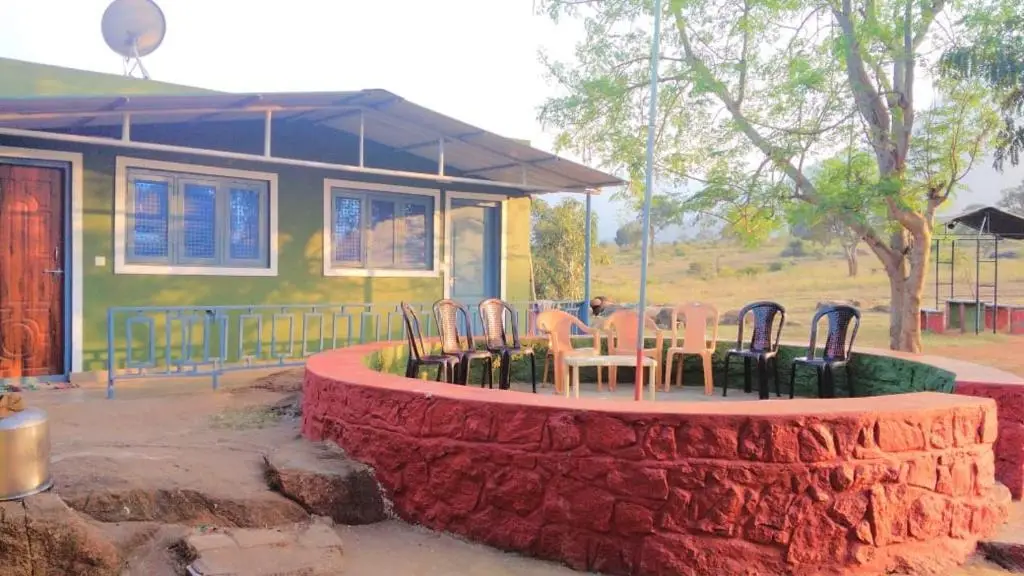 Ути: AARRAAMS Farms & Resorts