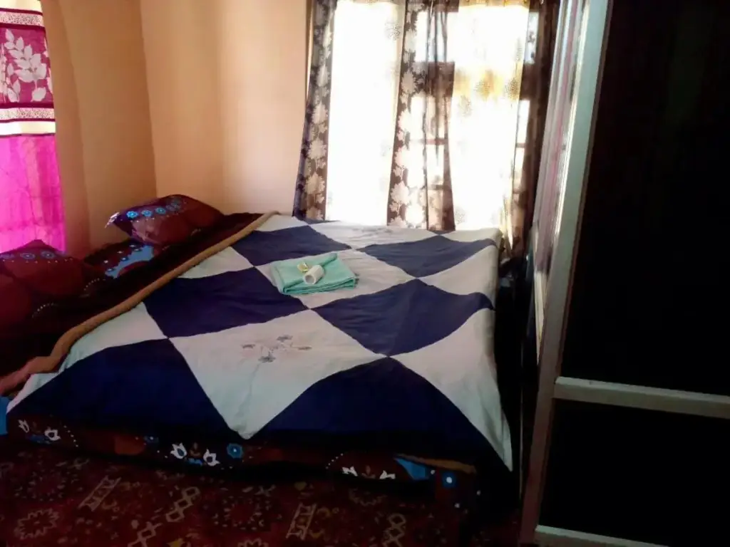 Карзок: Crean Guest House