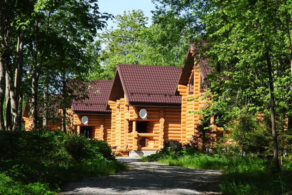 Приозерск: База отдыха Яркое