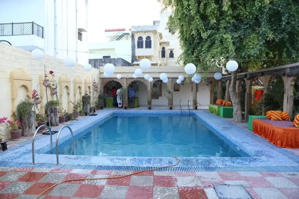 Луни: Jhalamand Garh by 1589 Hotels Jodhpur