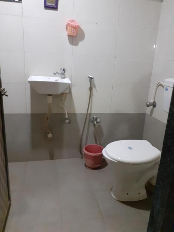 Малван: Nitish home stay ac room