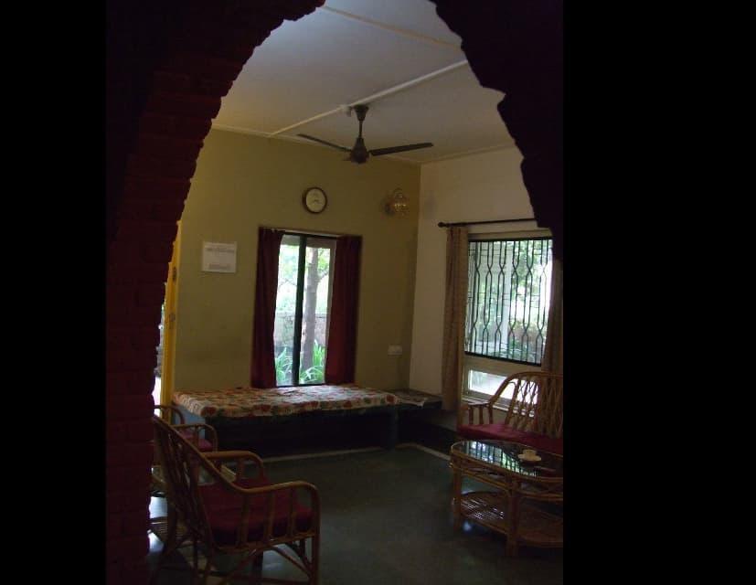 Киим: Akshay Bungalow