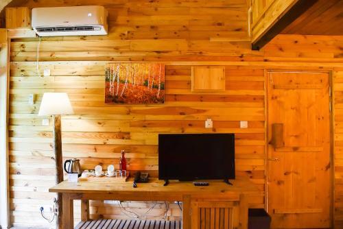 Куфри: Suro Treehouse Resort