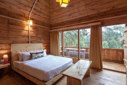 Куфри: Suro Treehouse Resort
