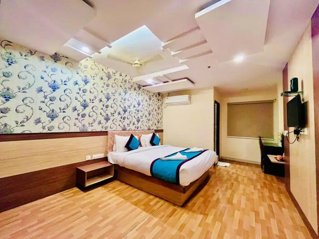 Шамшабад: Hotel SM Deccan Park