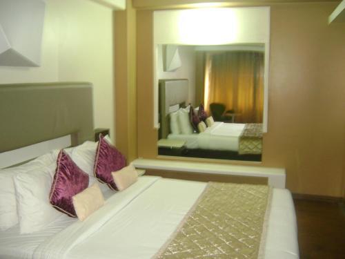 Кондотти: Hotel Asma Tower