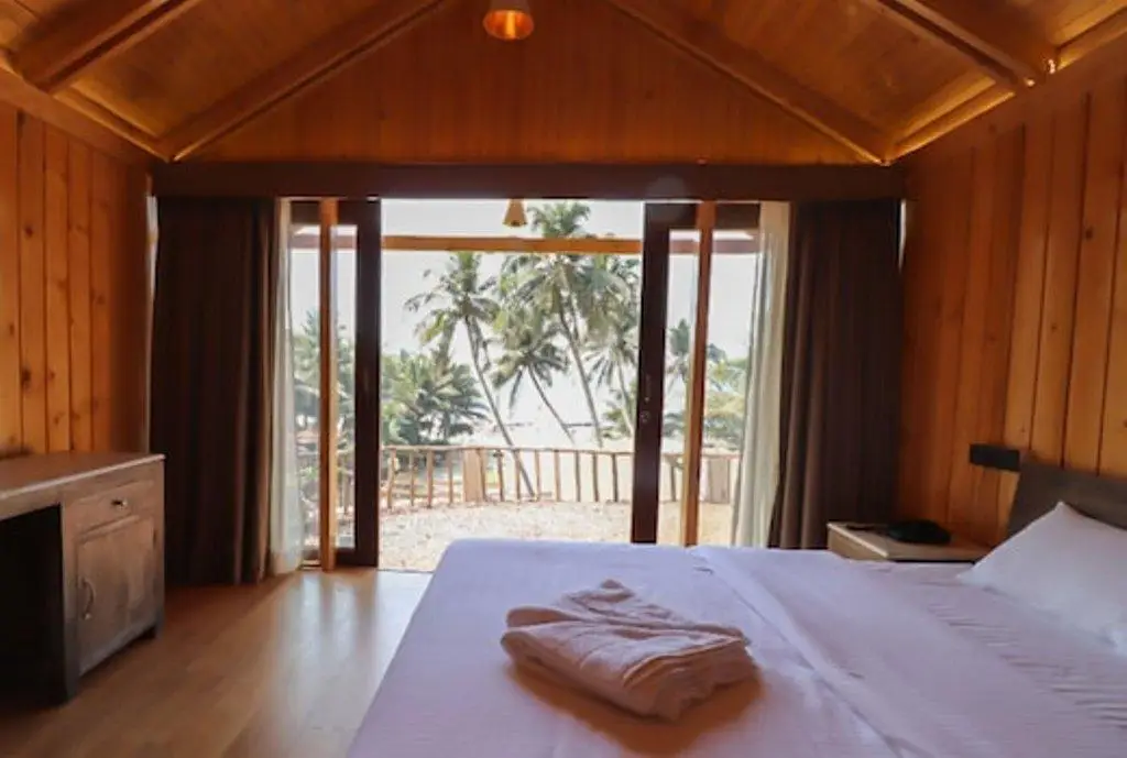 Flamingo Beach Resort — фото 1