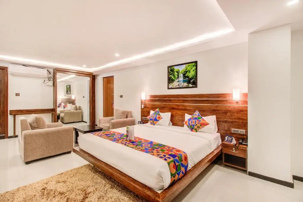 Бангалор: Fabhotel The Royal Suites