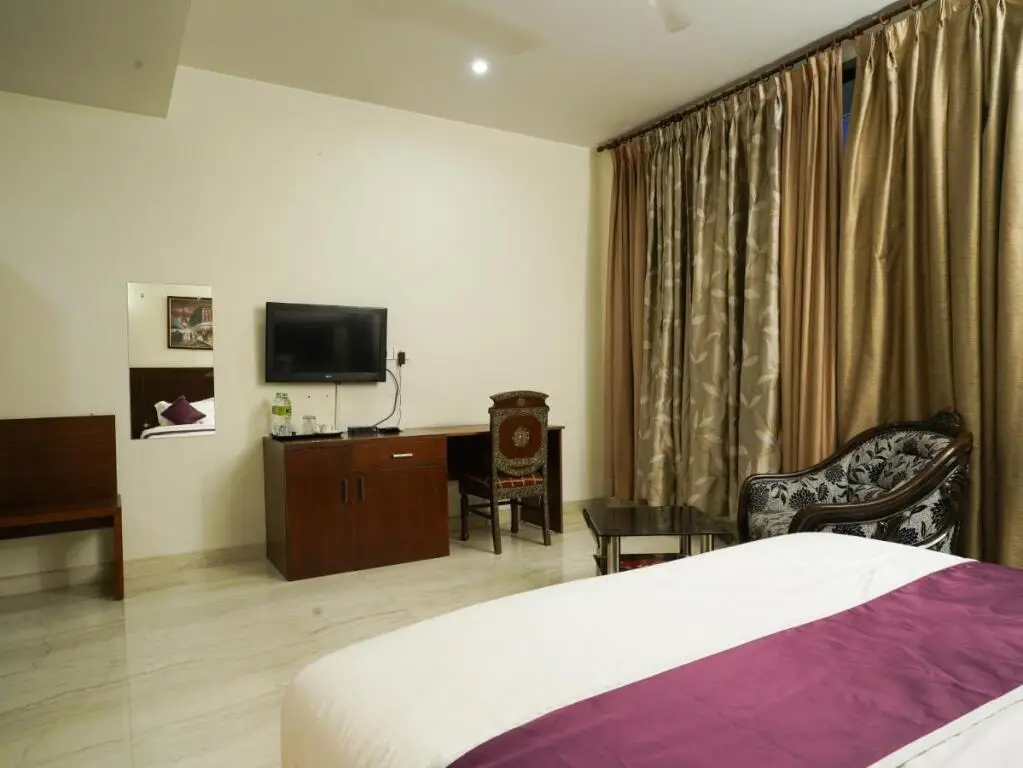 Гуруграм: Lime Tree Hotel Sushant Lok Gurgaon