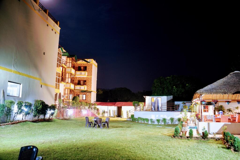 Corbett Symphony Resort — фото 1