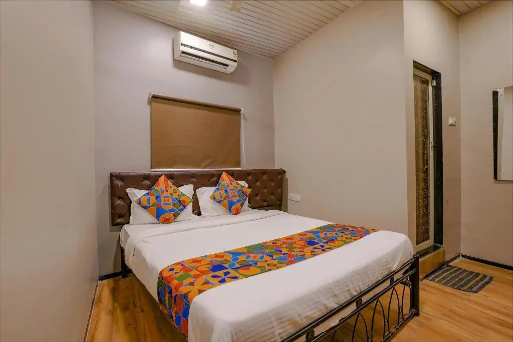 Мумбаи: Fabexpress Comfort Stay