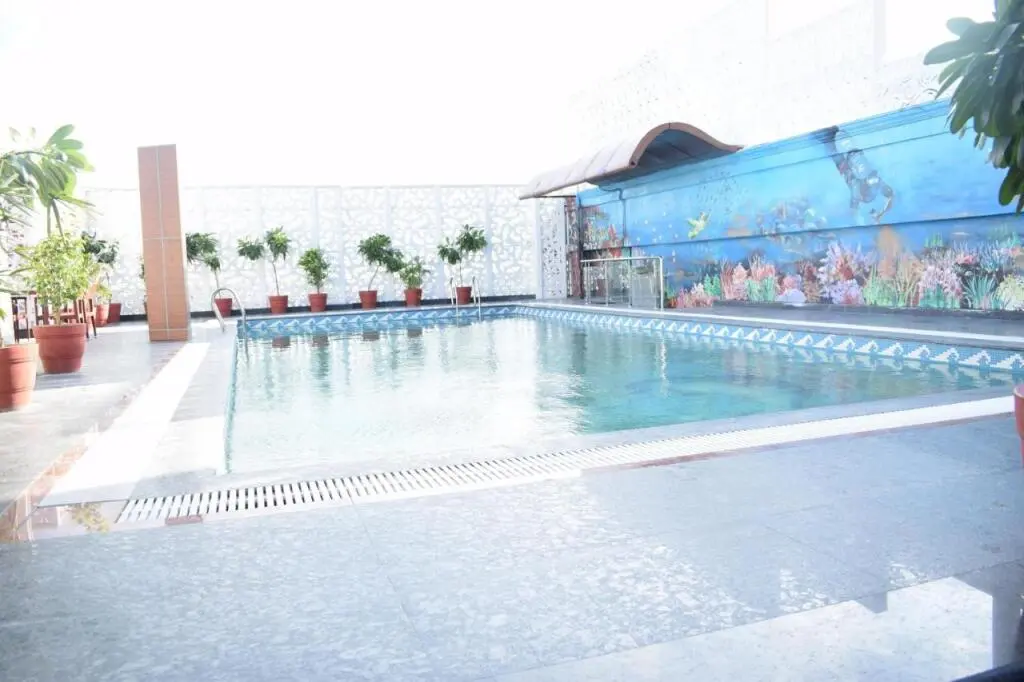 Лакхнау: Millenia Regency Hotels and Resorts