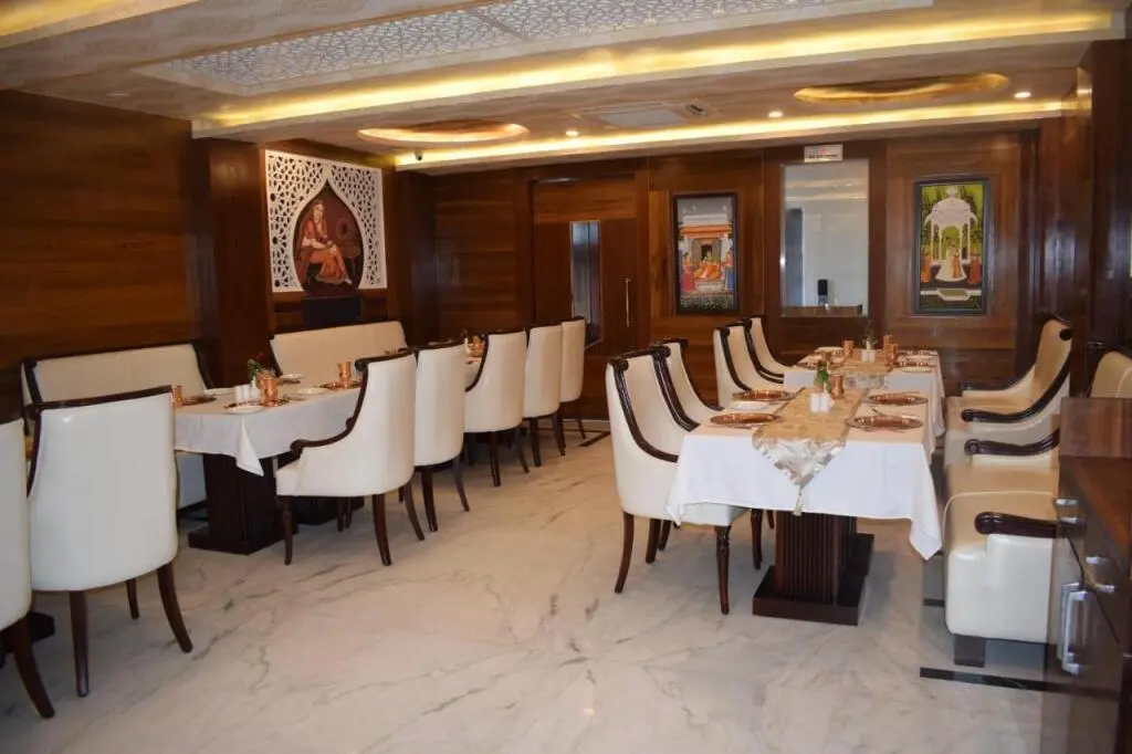 Лакхнау: Millenia Regency Hotels and Resorts