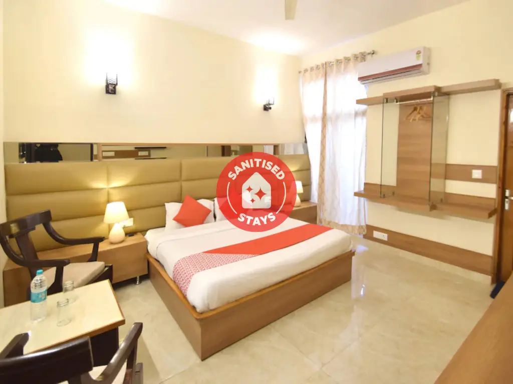 Джамму: Capital O 11567 Hotel Shivalik Hills