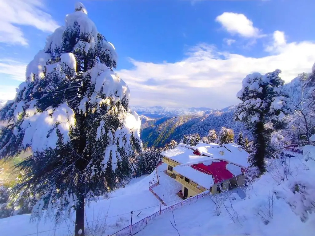 Чамба: Hotel Himdhara, Dalhousie