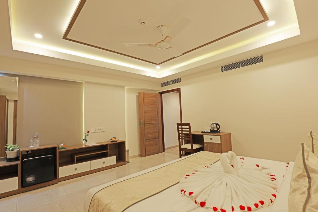 Гуруваюр: Krishnavalsam Regency