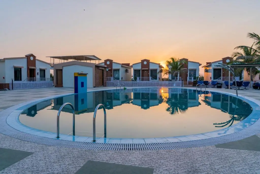 Диу: Flamingo Club & Resort, Una Gujarat, 3Km Away From Diu Checkpost
